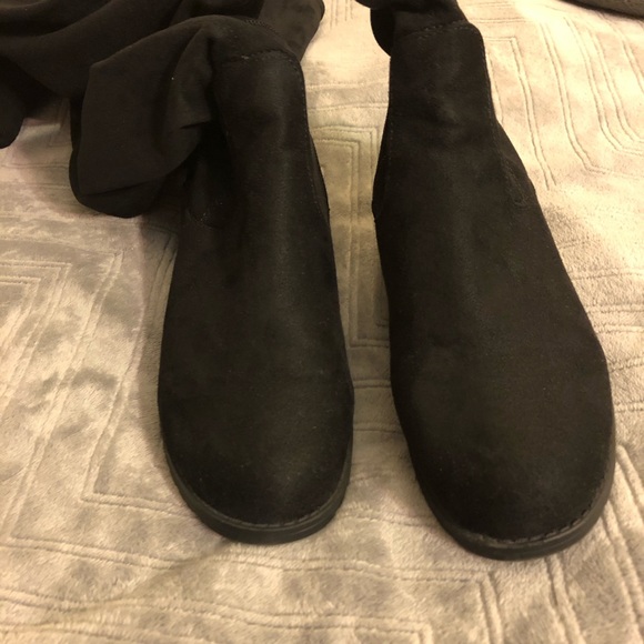 Unisa Huhvana over knee boot - Picture 2 of 5